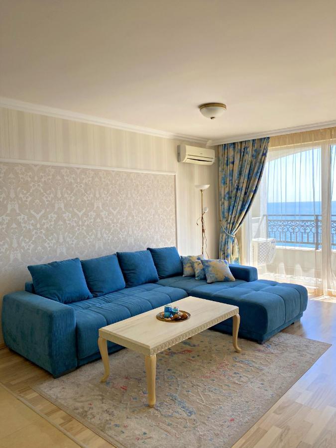 Private Apartments By The Sea With A Large Terrace In Apart Hotel! Поморіє Екстер'єр фото